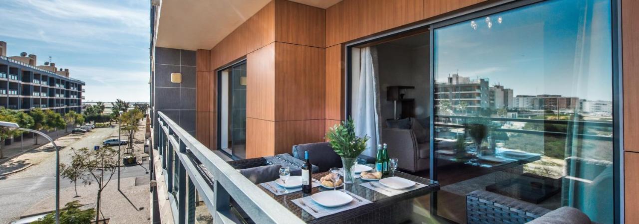 Sunset Home Olhao- Modern 3 Bed Luxury Apartment With Rooftop Pool ภายนอก รูปภาพ