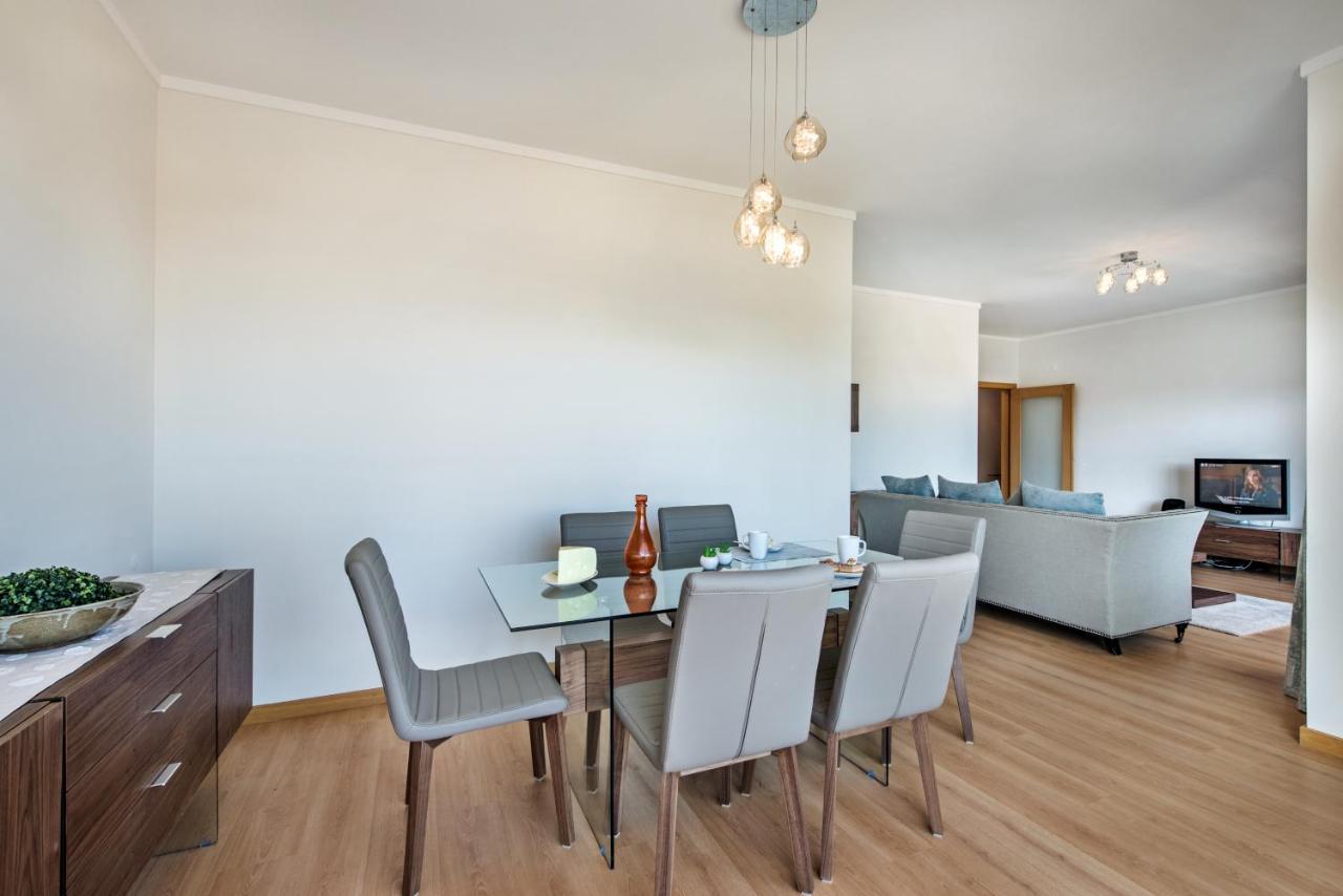 Sunset Home Olhao- Modern 3 Bed Luxury Apartment With Rooftop Pool ภายนอก รูปภาพ