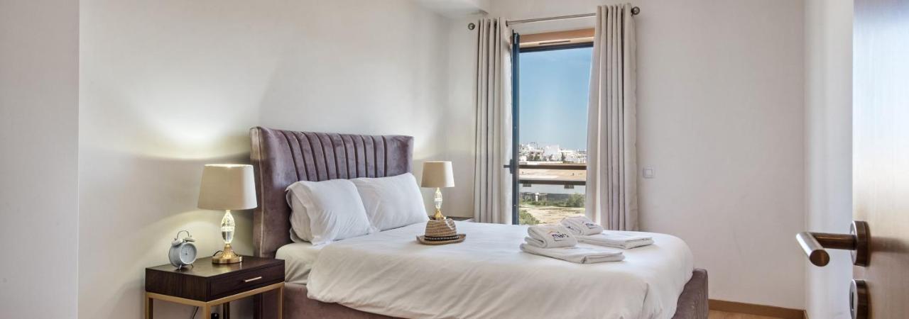Sunset Home Olhao- Modern 3 Bed Luxury Apartment With Rooftop Pool ภายนอก รูปภาพ